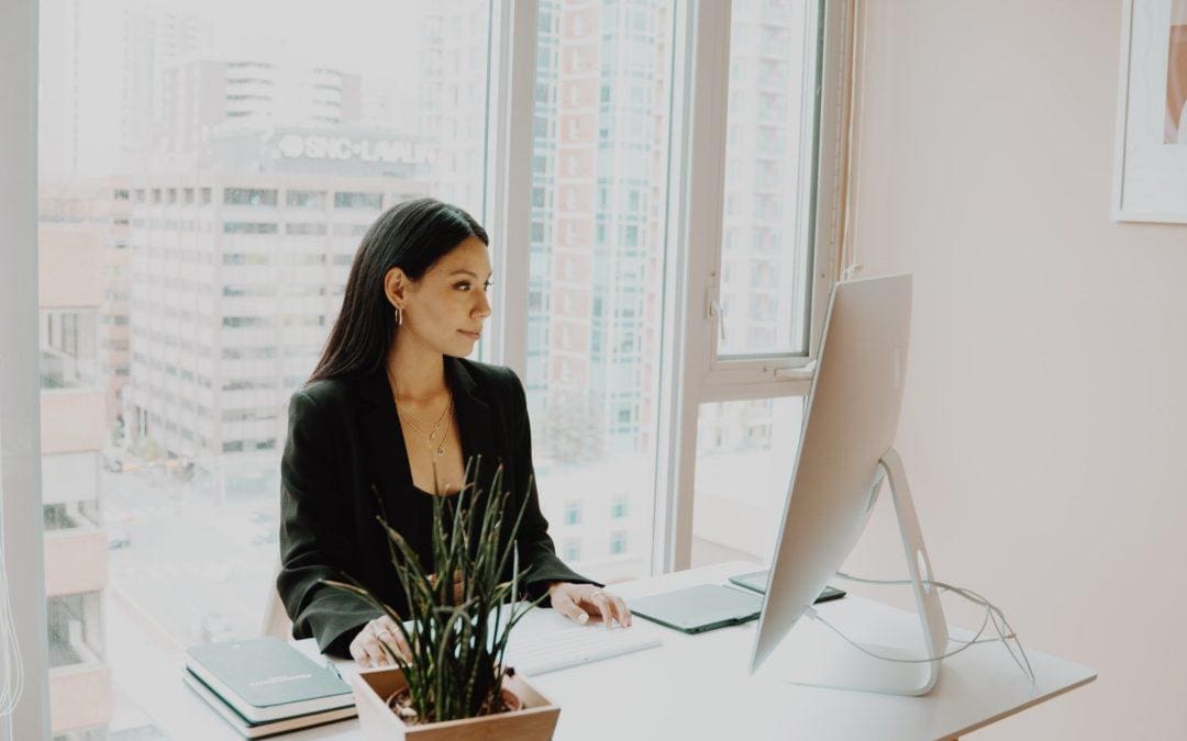 Career Skills Program Underway with Eight Immigrant Women Enrolled as Upwardly Global’s First All-Female Cohort